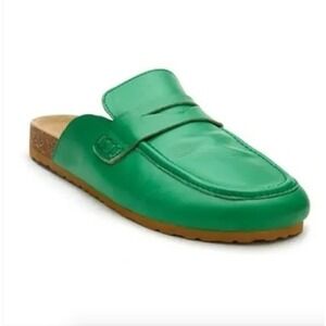 Coconuts by Matisse Green Leather Mules Slip On Loafer Clogs Slides Women Size 9